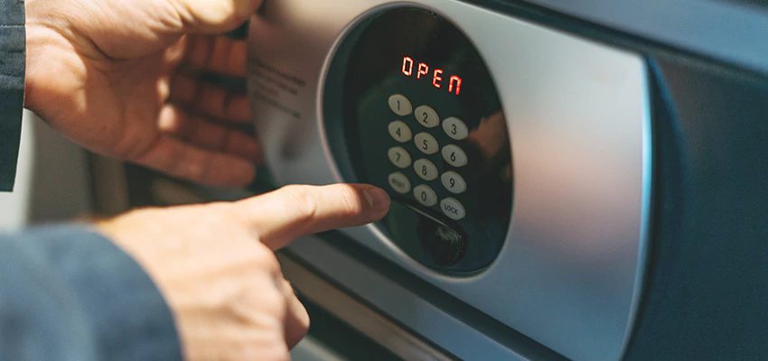 Cash Safe Openers in Glendale, California