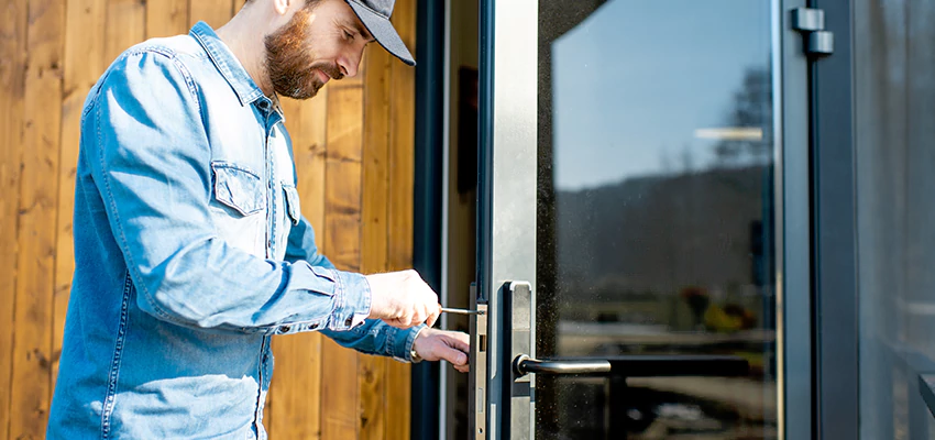 Frameless Glass Storefront Door Locks Replacement in Glendale, CA