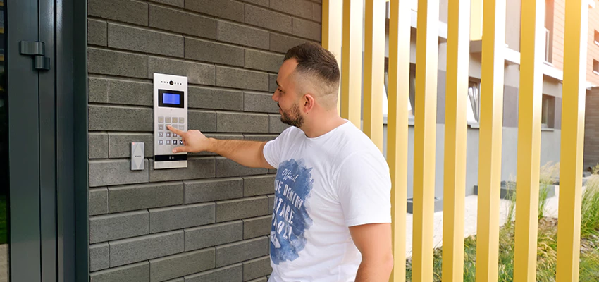 Locksmith Company For Smart Lock System Installation in Glendale, California